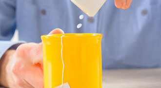 خطر المحليات الصناعية على زيادة الوزن