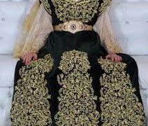 مدة خياطتها قد تصل إلى عامٍ كامل.. “جُبة الفرقاني”، أفخم الأزياء النسائية في الجزائر