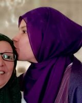 لوحة فنية للأديبة و التشكيلية سناء هيشري و القصّة الرومانسية المُخبّأة وراءها