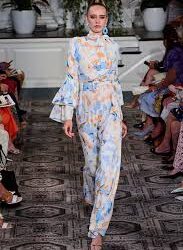 كيف تنسقين موديلات جمبسوت للمحجبات في خزانتك الصيفية؟