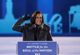 قائمة “فوربس” الذهبية لأهم 50 امرأة حققن أعظم إنجازاتهن بعد الـ50.. تستحق اهتمامك