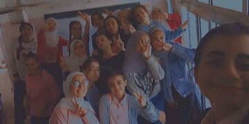 زهرات مشرقة في بستان الأمنيات