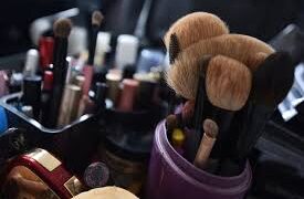 لبشرة صحية وسليمة.. إليك طرق لاكتشاف انتهاء صلاحية مستحضرات التجميل وكيفية الحفاظ على جودتها