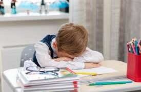 القلق المدرسي وخلفياته … كيف تساعدين طفلك في التغلب على القلق